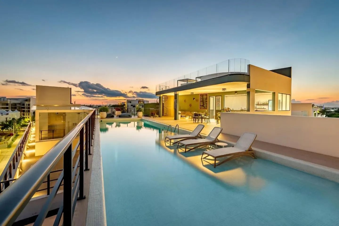 Tropical 2-Bedroom Mangrove View Playa del Carmen Mexico