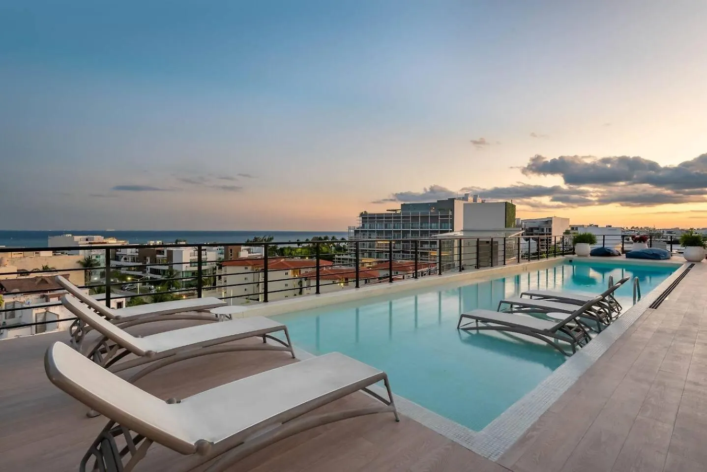 Tropical 2-Bedroom Mangrove View Playa del Carmen